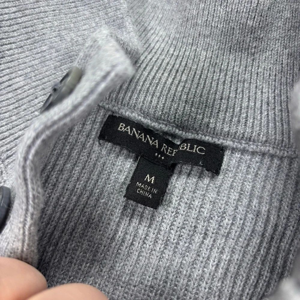 Banana Republic Men's M Gray Mock‎ Neck Henley Sweater Cotton Preppy Heritage